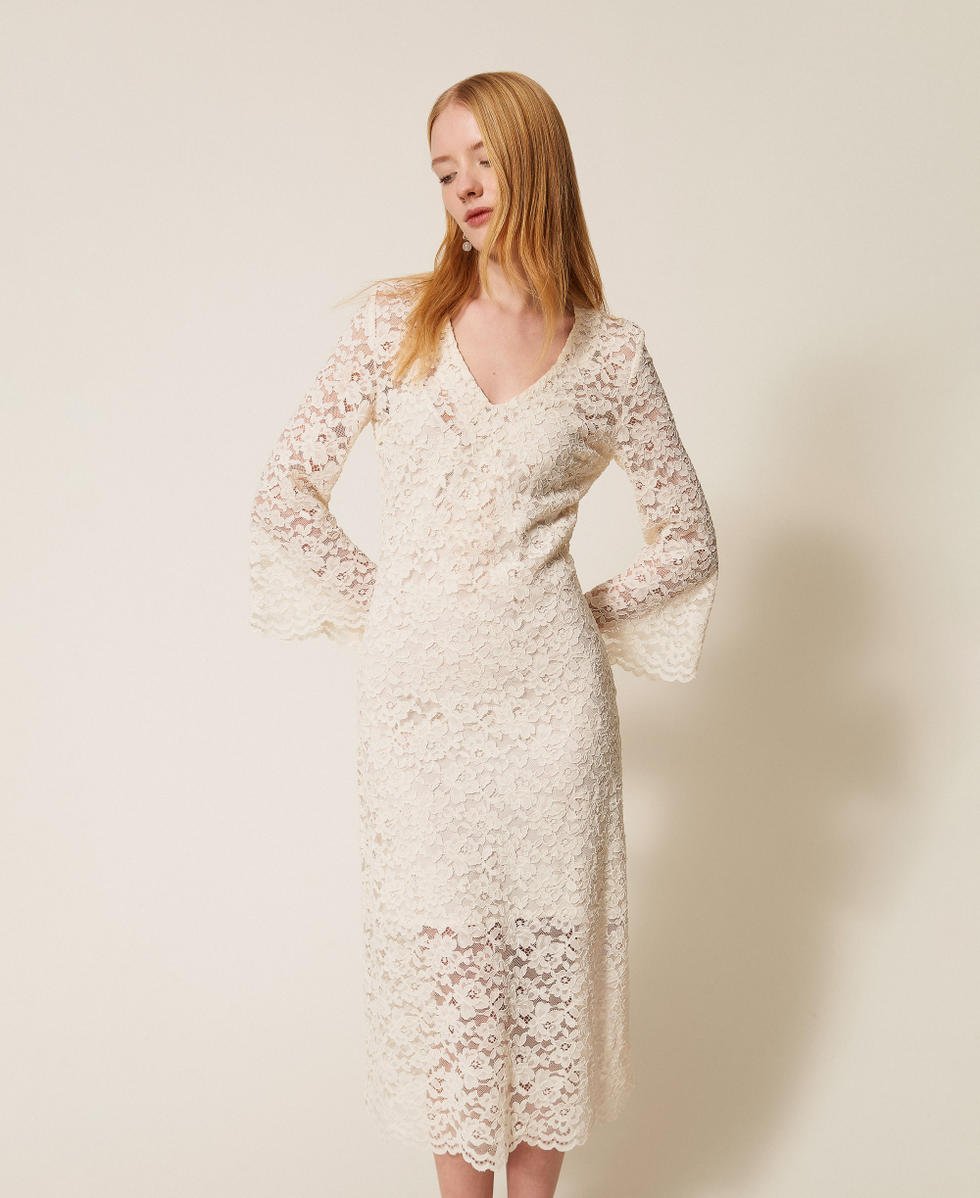 Robe midi en dentelle
