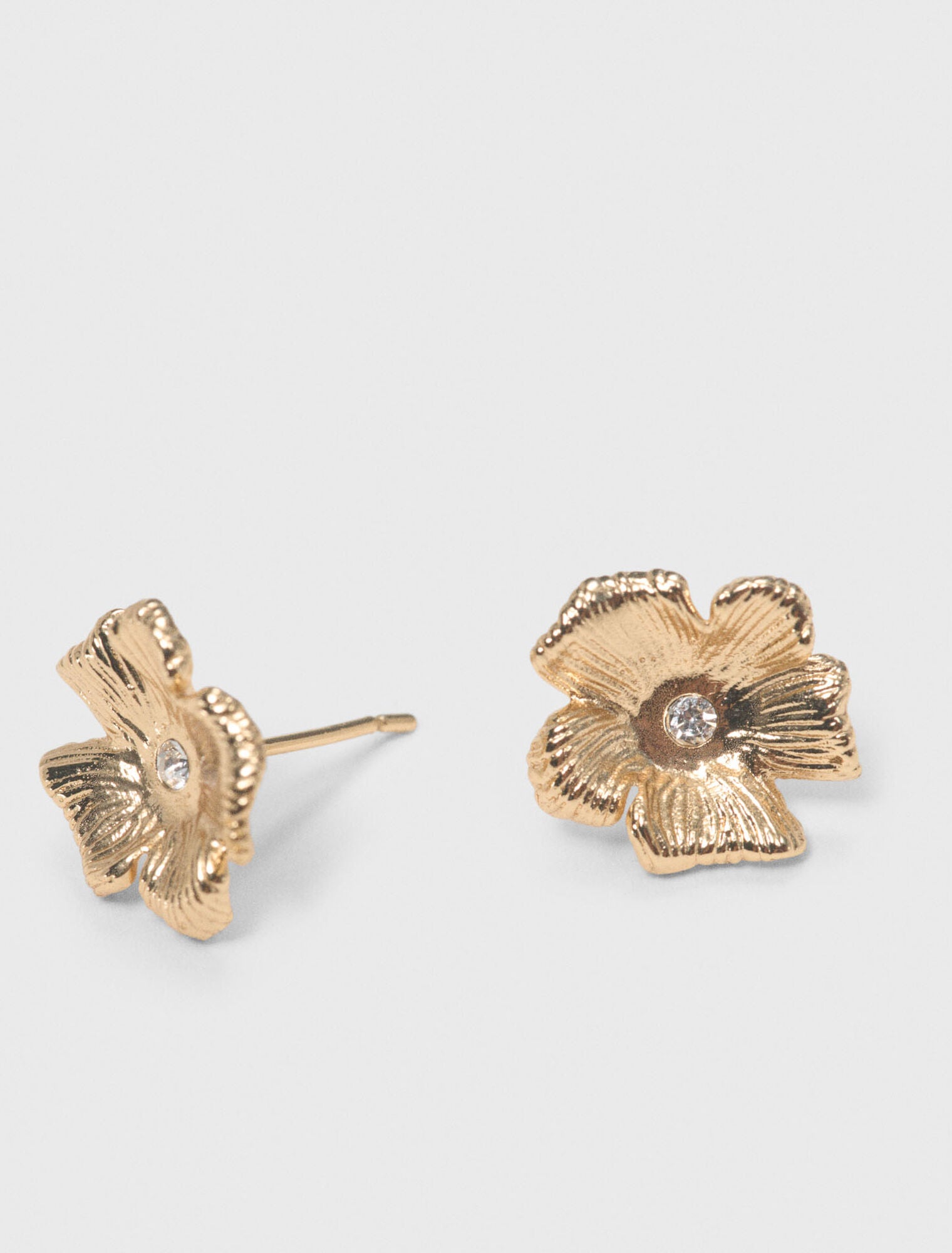 Puces d'oreilles fleurs