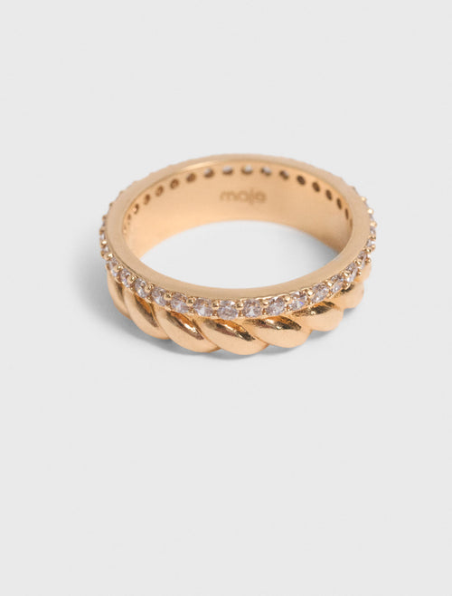Bague dorée torsadée et strassée