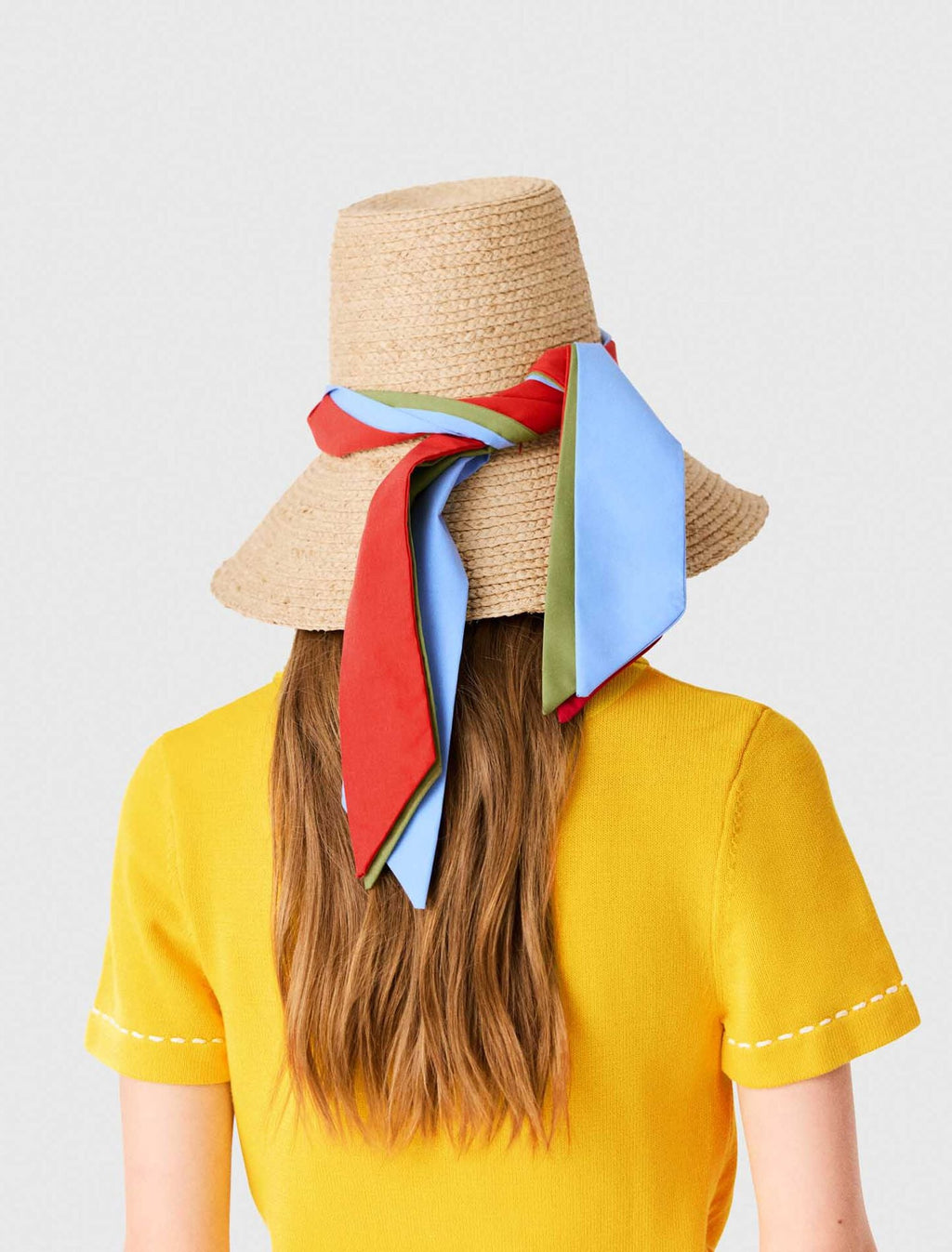 Chapeau raphia avec ruban imprimé