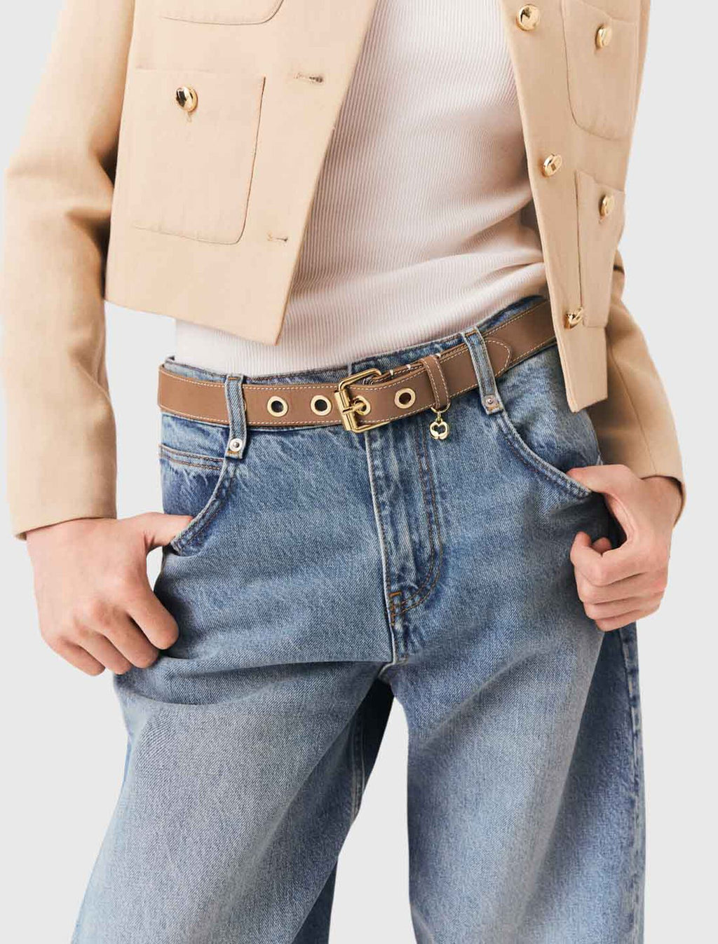 Ceinture en cuir à œillets