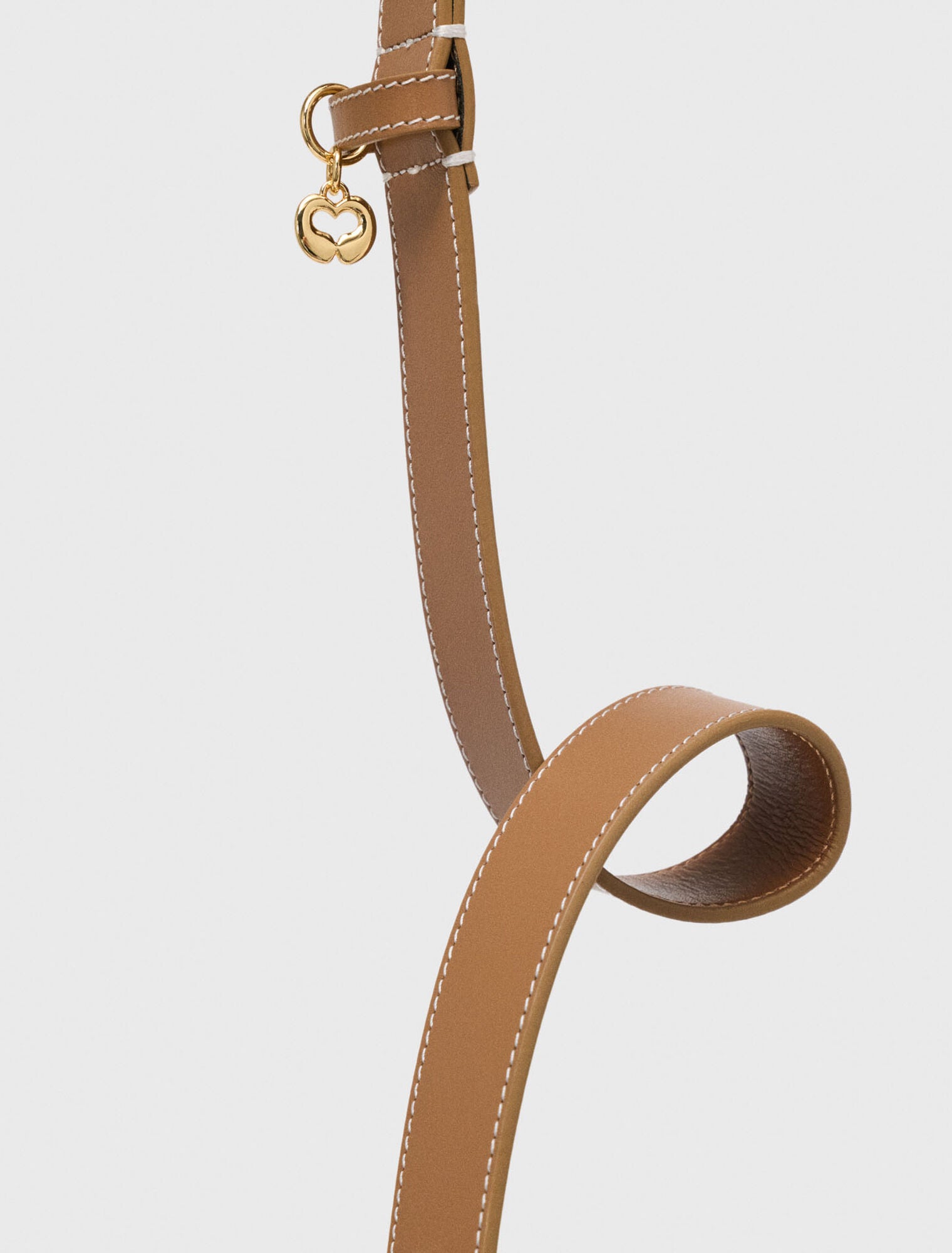 Ceinture en cuir à œillets