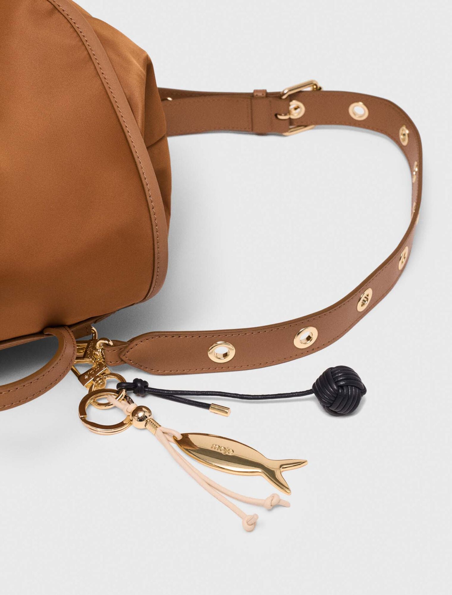 Sac à dos en cuir et nylon