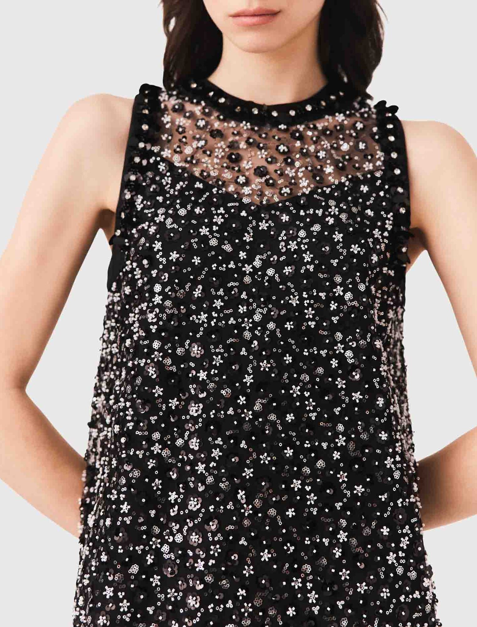 Robe strassée à motif floreal