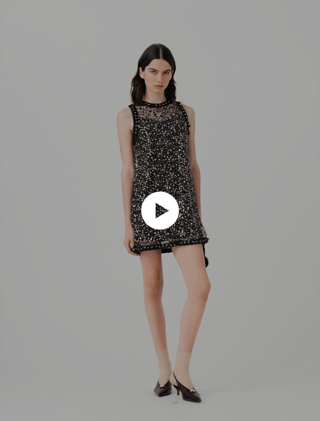 Robe strassée à motif floreal