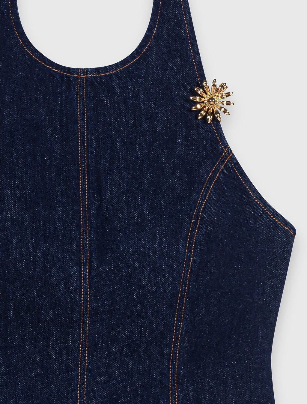 Robe courte en denim avec broche