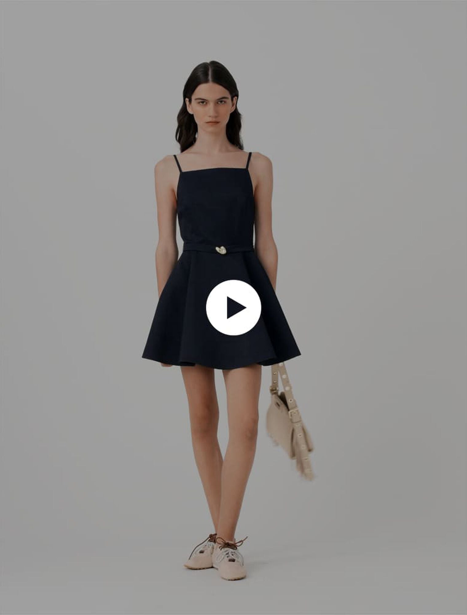 Robe évasée à bretelles