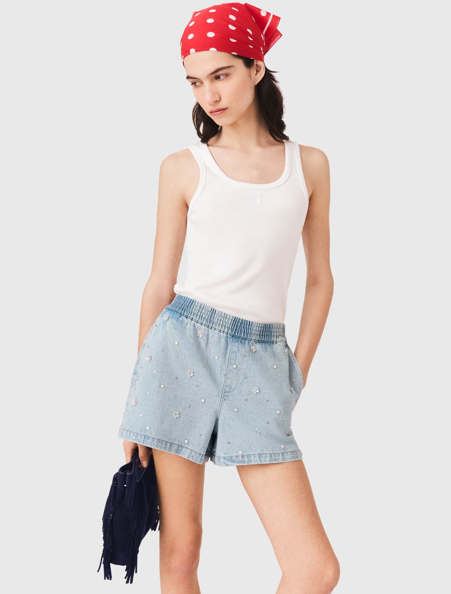 Short en denim avec fleurs