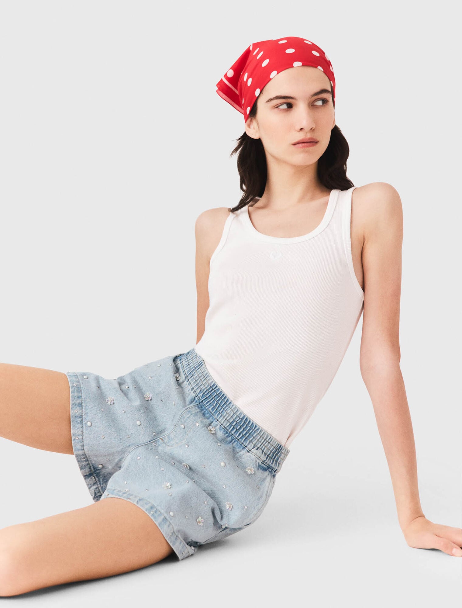 Short en denim avec fleurs