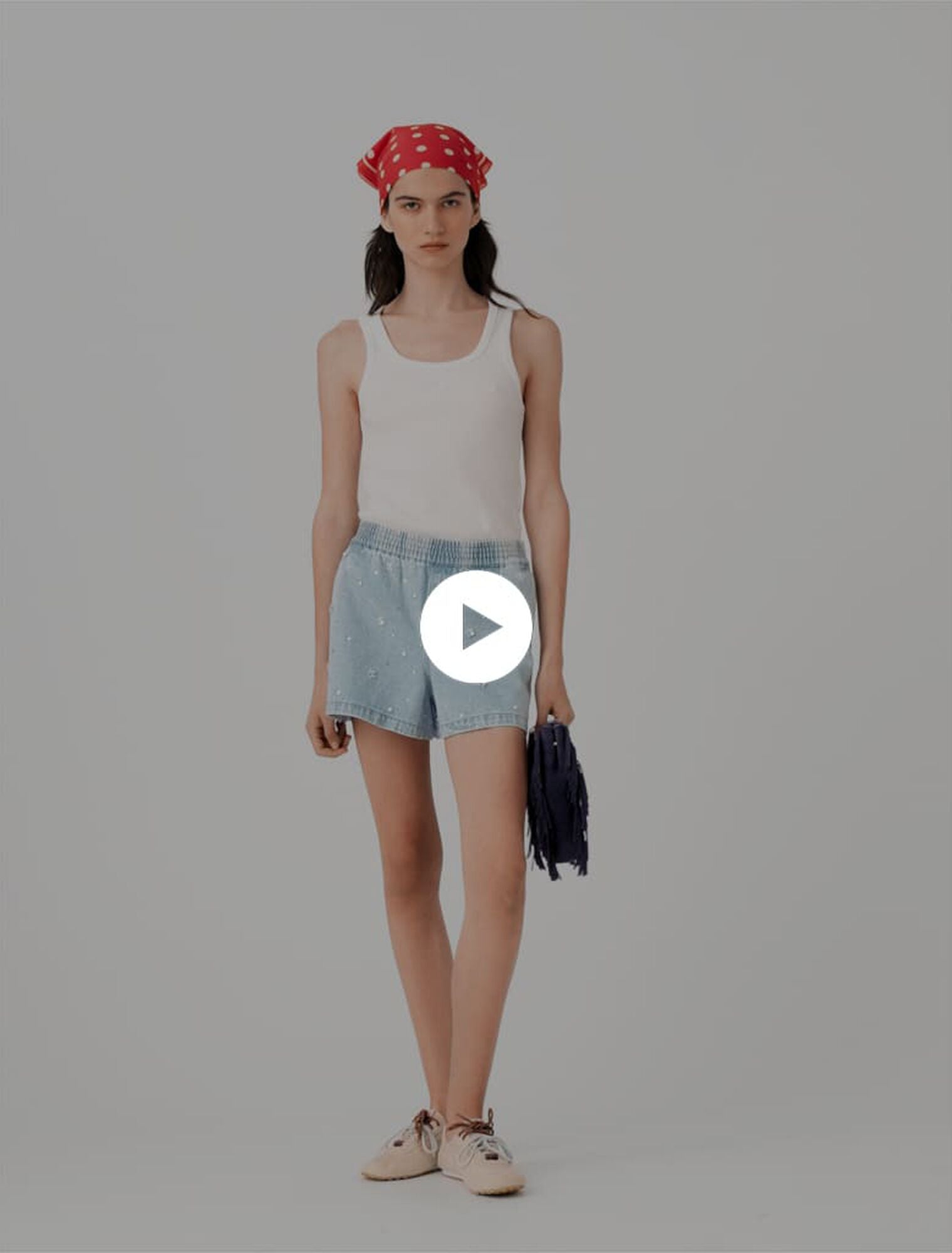 Short en denim avec fleurs